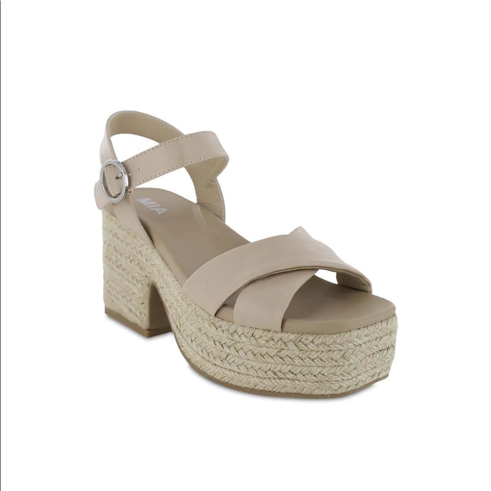 MIA SHOES HAVANA - BEIGE Size 9